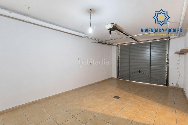 Foto cff8c11b-94ca-4c44-b3ed-3f3764a8326b. Casa aparellada amb calefacció aparcament a Jun