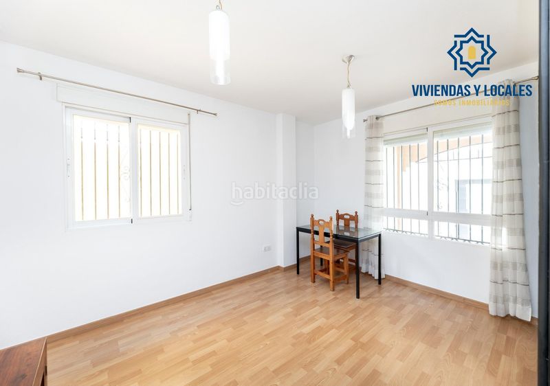 Foto b2afdc5c-0ee7-482a-9a36-eabc7555682e. Planta baixa amb aparcament a Poniente Armilla