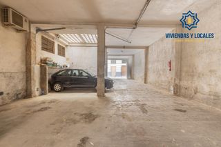 Autoparkplatz  Calle san pedro martir 23. Garaje en carrera de la virgen