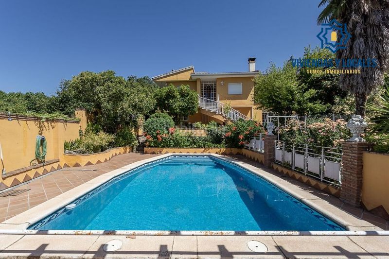 Foto fd3efbd8-a1ed-49fa-9976-98ed55e6ee68. Masia amb piscina a Alfacar