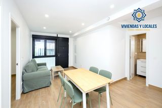 Flat in Calle Calle Rosa Chacel 11
