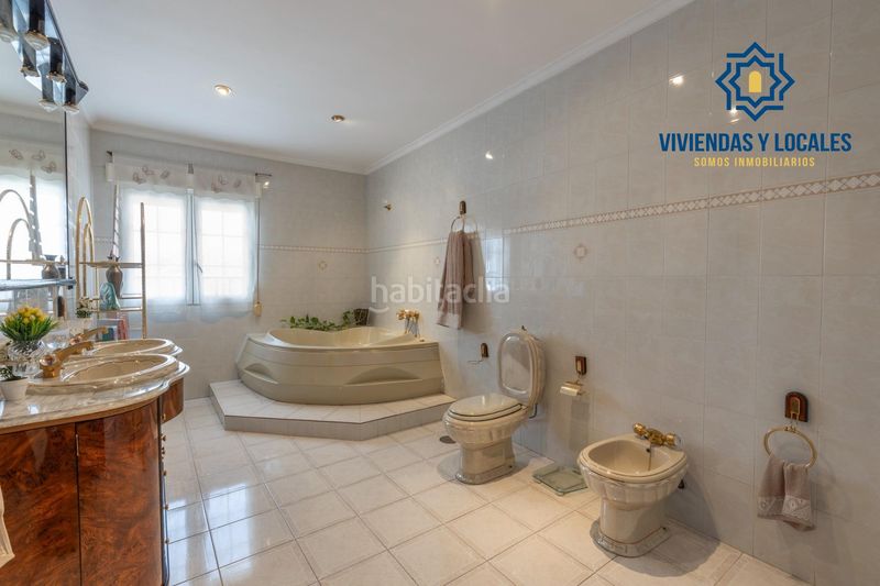 Foto 509b2cb6-1318-4685-add9-80ac88ba006b. Casa amb calefacció aparcament a Láchar