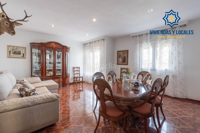Foto 74b8ca63-87ff-4885-a87f-57f910157162. Casa amb calefacció aparcament a Láchar