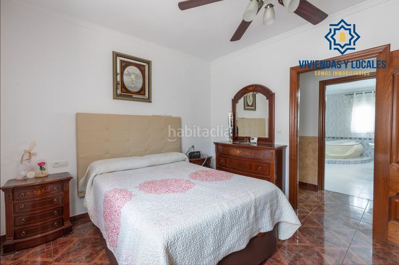 Foto 7c894a9c-ab32-4243-80d2-76d11765103b. Casa amb calefacció aparcament a Láchar