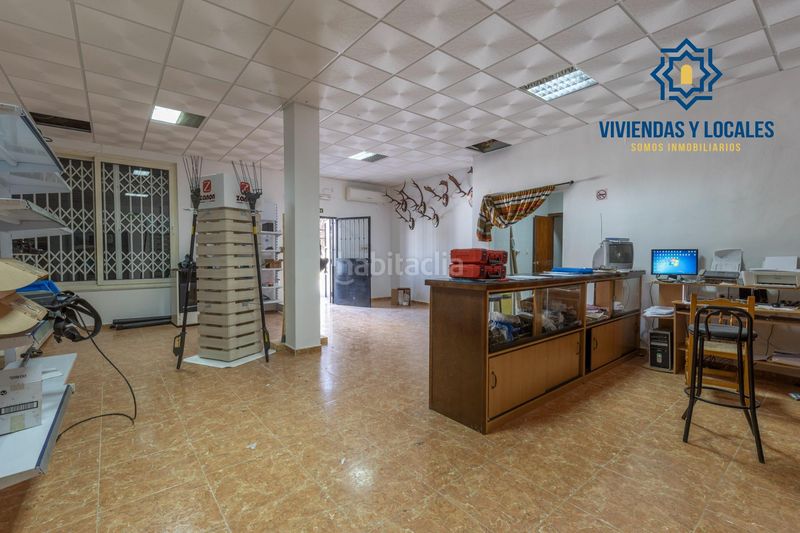 Foto bb7062ce-45fd-47ef-a25e-75fb7ed70d2c. Casa amb calefacció aparcament a Láchar