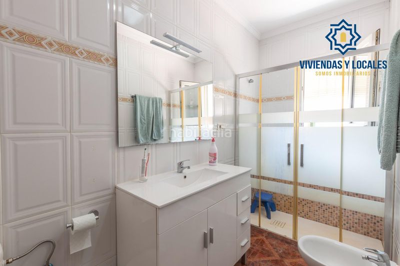 Foto cc6a3d95-37dd-49ba-911e-da183ec0a9a7. Casa amb calefacció aparcament a Láchar
