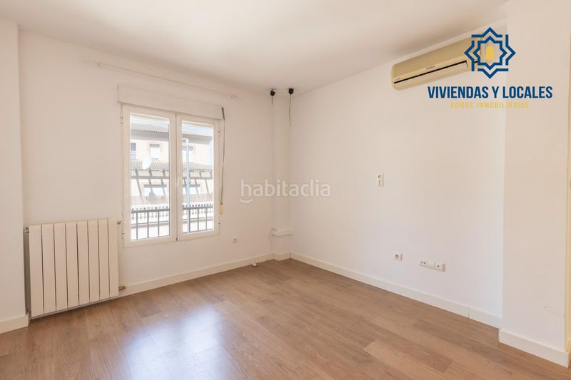 Foto 06043884-5699-4089-b4a8-c06be06a0531. Casa adosada la casa que lo tiene todo amplitud, confort y una ubicación privilegiada en Santa Fe