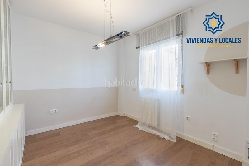 Foto 631a5722-f24e-4a44-801e-0f5d323a7db3. Casa adosada la casa que lo tiene todo amplitud, confort y una ubicación privilegiada en Santa Fe