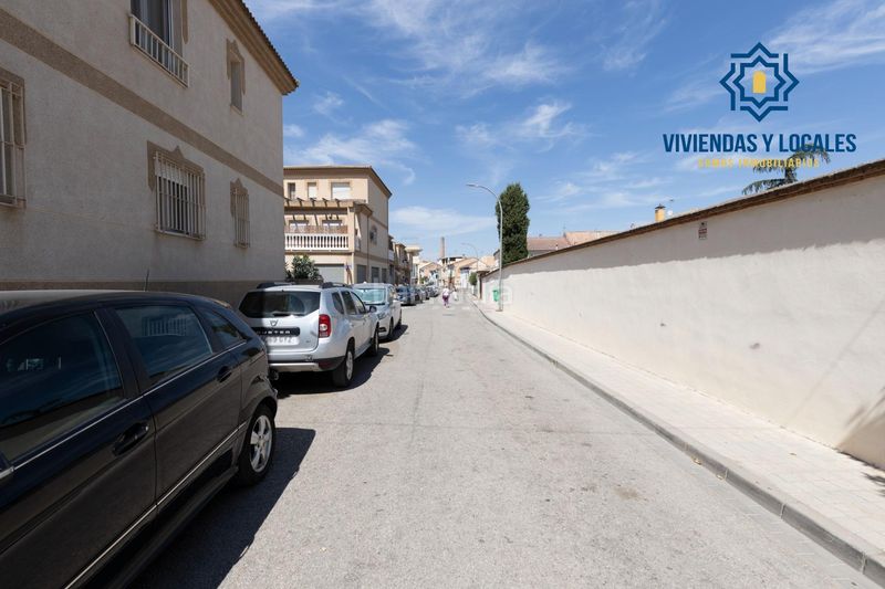 Foto c5824506-cadb-4ee8-aba0-1d18fe1fd50c. Casa adosada la casa que lo tiene todo amplitud, confort y una ubicación privilegiada en Santa Fe