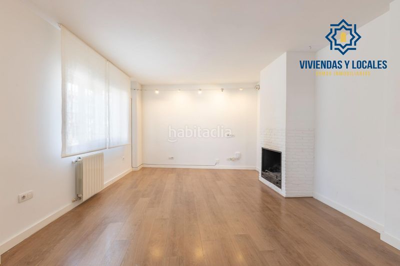 Foto cbfa6eee-54b5-4570-b088-171c8e387a1d. Casa adosada la casa que lo tiene todo amplitud, confort y una ubicación privilegiada en Santa Fe