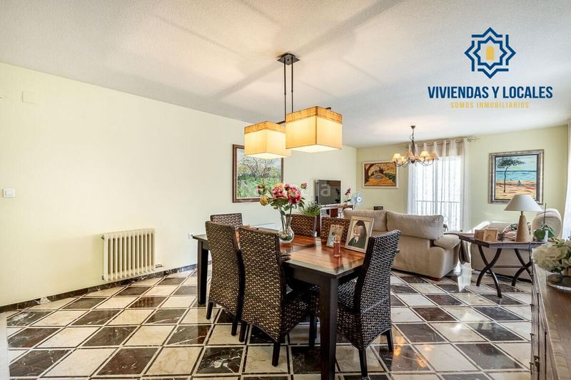 Foto cc8636ab-7dba-4d08-bd2b-3693572f9394. Casa amb calefacció aparcament a Gójar