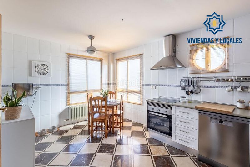 Foto eb648e91-658d-4a8d-8e27-dfd9d3c539f2. Casa amb calefacció aparcament a Gójar