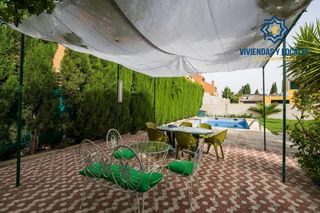 Chalet  Urbanizacion vista nevada 12. Chalet señorial en urb vista nevada armilla, 4 dorm, 2 wc, todo