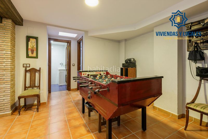 Foto bf4a276e-d7f1-43c8-9837-e9d487c08190. Casa aparellada amb aparcament piscina a Ogíjares