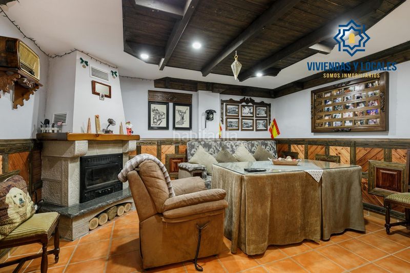 Foto dc3fc778-c171-41f7-9d94-1ad23ab004c4. Casa aparellada amb aparcament piscina a Ogíjares