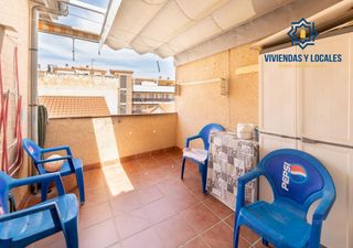 Dúplex  11 camino de la zubia. Magnífico dúplex en venta