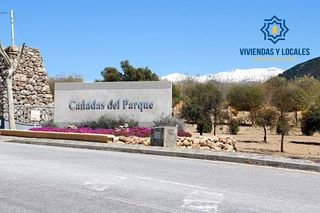 Terreny residencial  Calle calle buganvilla. Estupenda parcela en cañadas del parque