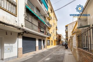 Business premise in Calle Gras y Granollers