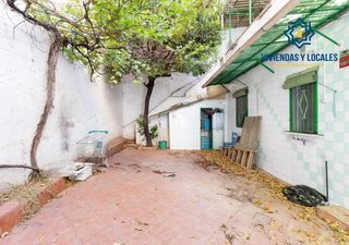 Casa adossada  4. Oportunidad para construir una pequeña promoción de viviendas
