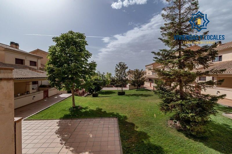 Foto 03ec33b8-b437-4e1d-858c-50877e015b81. Casa amb calefacció aparcament piscina a Gójar
