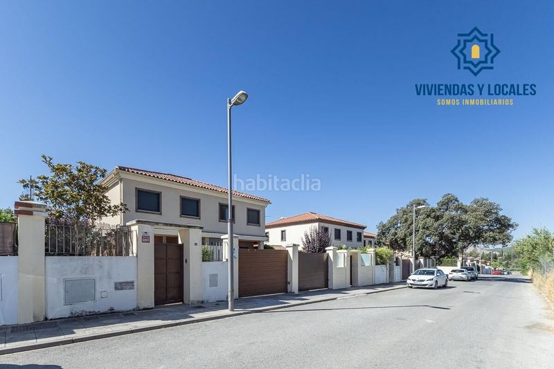 Foto f37e5c47-af38-412b-952c-1348581a7521. Casa amb calefacció aparcament piscina a Albolote