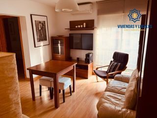 Lloguer Pis a La Cruz. Piso de 3 dormitorios zona villarejo junto parada de metro.