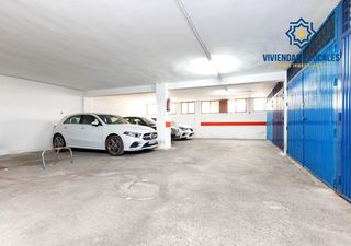 Autoparkplatz in La Cruz. Plaza de garaje en venta junto a traumatología.