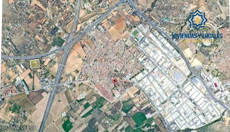 Foto 9138c522-ed8a-4b4e-8c5c-624bb1d9bd8b. Pis amb aparcament a Albolote