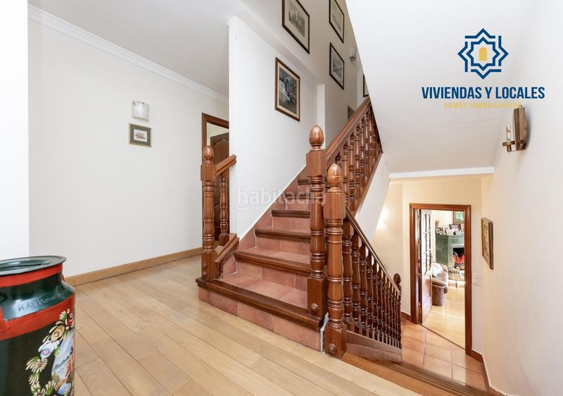 Foto a1d1a88d-f582-47e8-8092-2adacc91725c. Chalet  independiente en cajar en Cájar