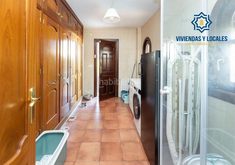 Foto c94d9468-eb2b-4ea2-b20f-8b6793582977. Chalet  independiente en cajar en Cájar