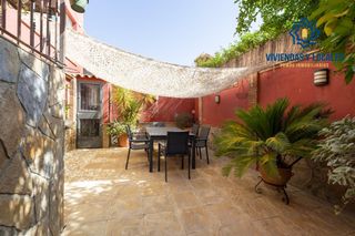Xalet  Sol. Preciosa casa en ambros lista para entrar