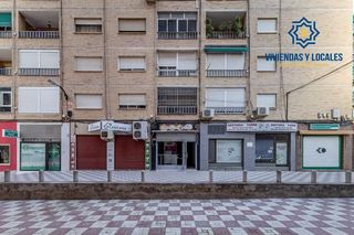 Business premise in Barrio de Zaidín