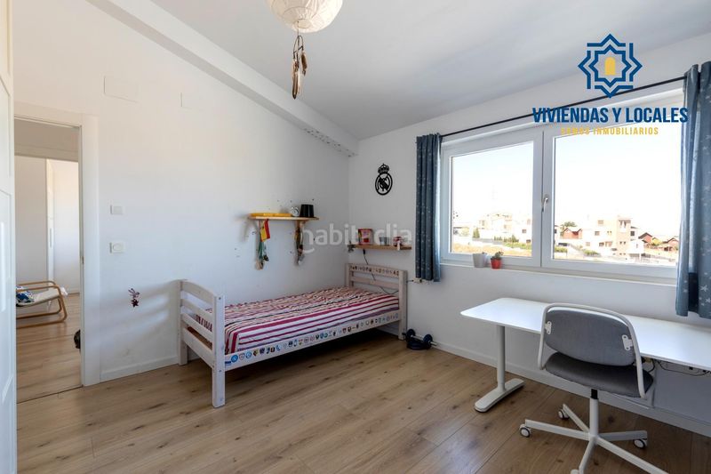 Foto 55841ee6-4d4e-44ca-890b-ab263565cb33. Chalet mit heizung parking pool in Dílar