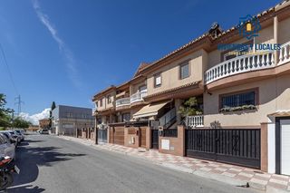 Casa adosada en Calle de Jerónimo de Rueda 34