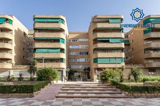 Pis  Calle del profesor agustín escribano 7. Piso con plaza de garaje cerrada junto a la inmaculada, frente a