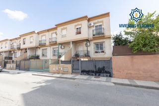 Casa adosada en Cijuela. Adosado en cijuela con buen acceso