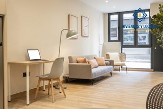 Loft a Camino de Ronda. Amplia vivienda junto metro recogidas a estrenar!