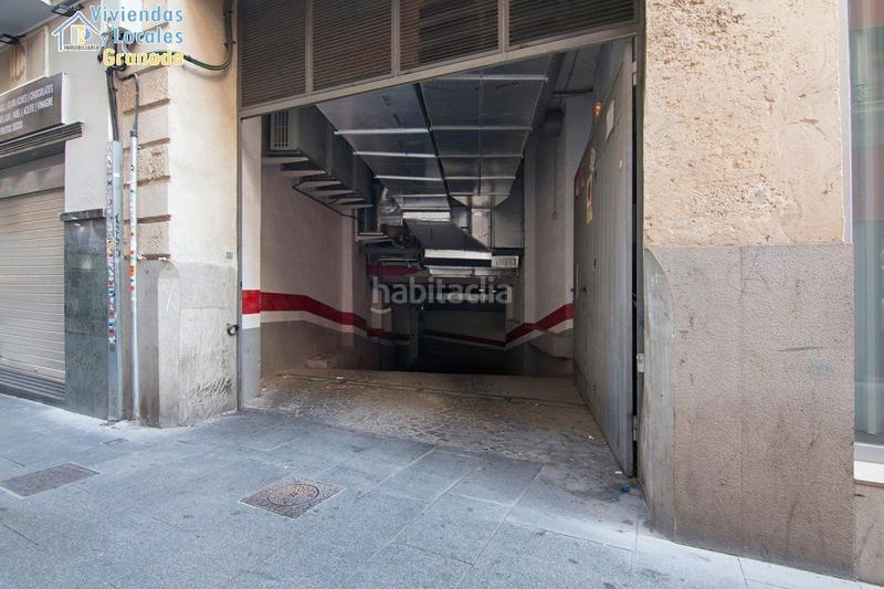 Foto ed5f8173-c906-43a8-9de1-b86e9b665998. Parking coche en San Matías - Realejo Granada