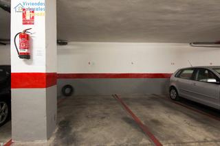 Parking coche en Camino de Ronda. Plaza de garaje en camino de ronda, junto gimnasio yo10