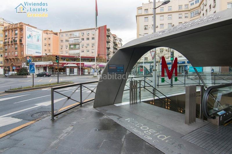 Foto 63c33dcf-a7e2-4bb8-a512-6ae91db830b4. Parking voiture dans Camino de Ronda Granada