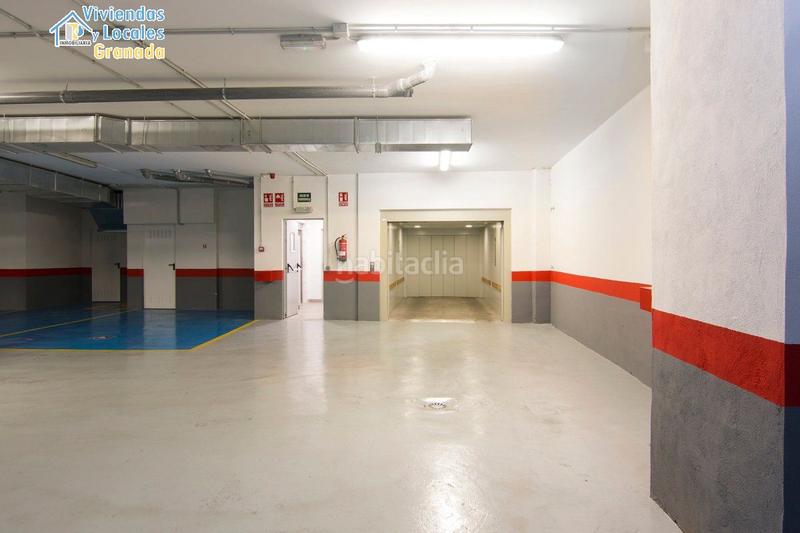 Foto 8f404e02-5319-4c87-ade2-c2174a252ec3. Parking voiture dans Camino de Ronda Granada