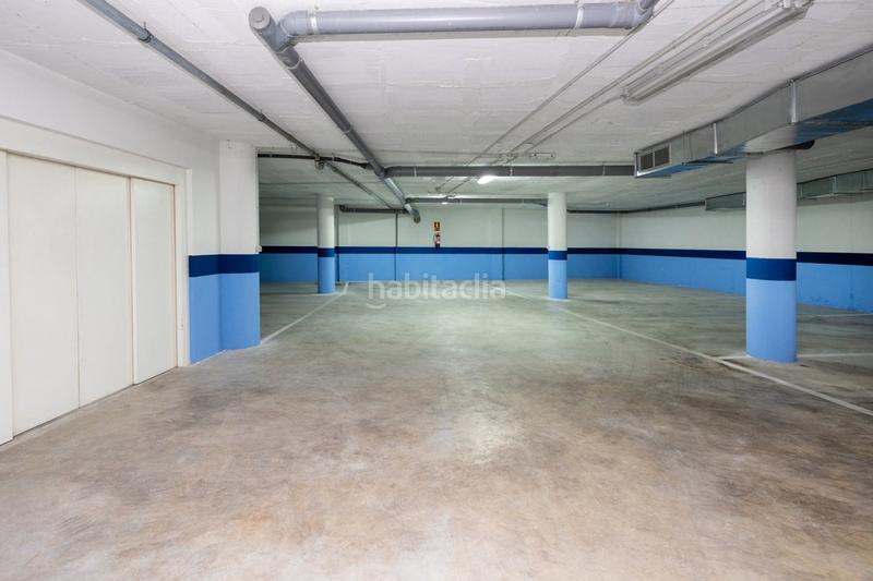 Foto ee42c958-b883-4fb8-a92f-2ffa21010069. Parking coche oportunidad. plazas de garaje en venta en pleno centro de . junto parada de metro en Albolote