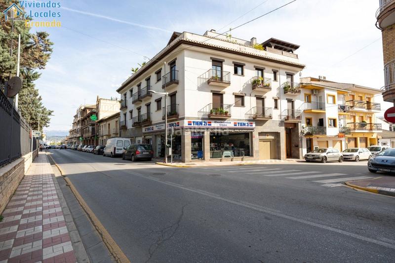 Foto 3be28c2f-2ff1-4570-9b40-1b9bd8309b8d. Parking coche oportunidad. plazas de garaje en venta en pleno centro de . junto parada de metro en Albolote