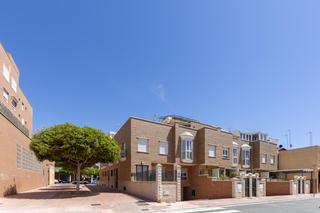 Maison  Cadamocha. Triplex villablanca 4 dormitorios