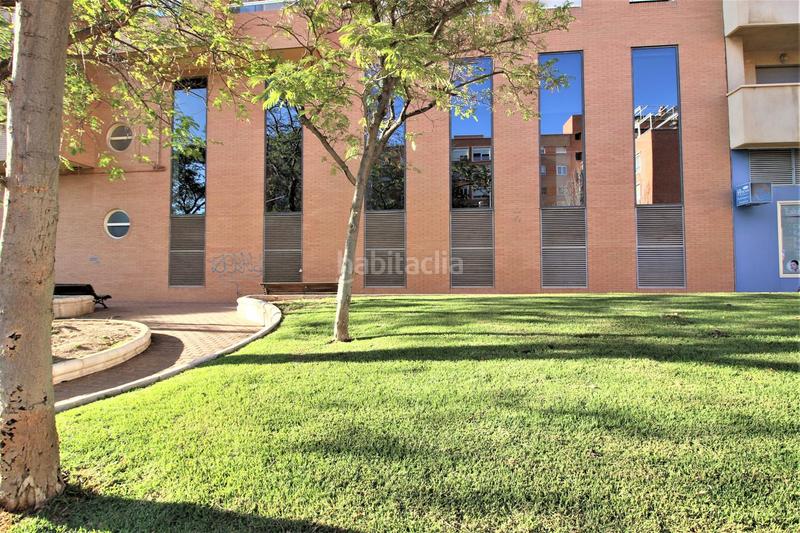 Foto 8a705196-2a0d-47aa-a6b9-3fe23bc3281c. Rent business premise in San Luis Almería