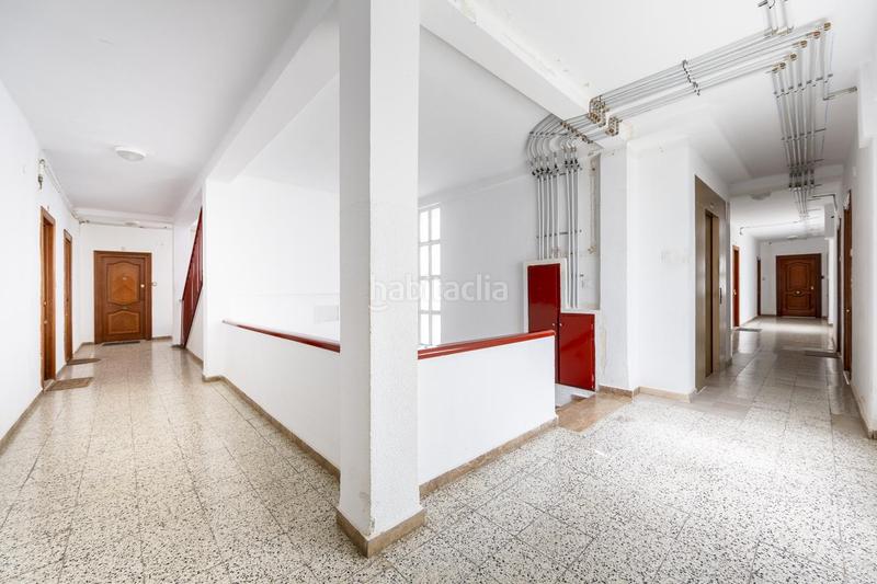 Foto 2cabdd22-bdec-4cbd-92a4-80cc364101c0. Piso 3 dormitorios y 1 baño en jesus de perceval en Almería