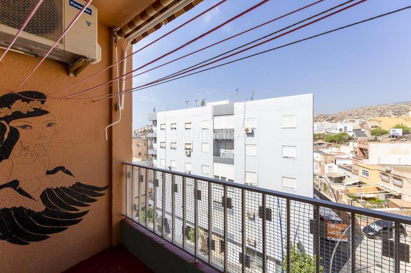 Foto 52f44348-8e94-4b90-8f0e-e4a721537468. Piso 3 dormitorios y 1 baño en jesus de perceval en Almería