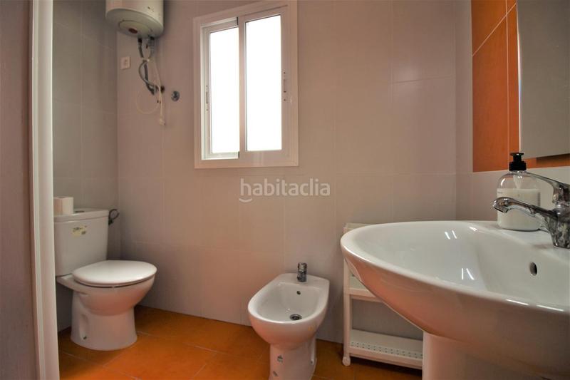 Foto 39e7bf56-f508-4f0c-b8a6-8d996920c307. Alquiler casa  de tres dormitorios para militares en Almería