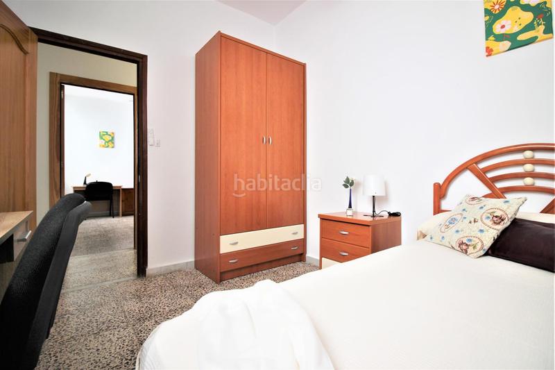 Foto 5d8afda0-0e3c-45c1-a79e-cb0011a45a25. Alquiler casa  de tres dormitorios para militares en Almería