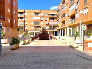 Aparcament cotxe  Mejorana. Plaza de garaje cortijo grande